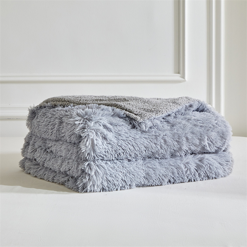 Long Plush & Sherpa Double-Layer Blanket, Reversible Soft Warm Throw Blanket for Sofa, Bed, and Car, Machine Washable