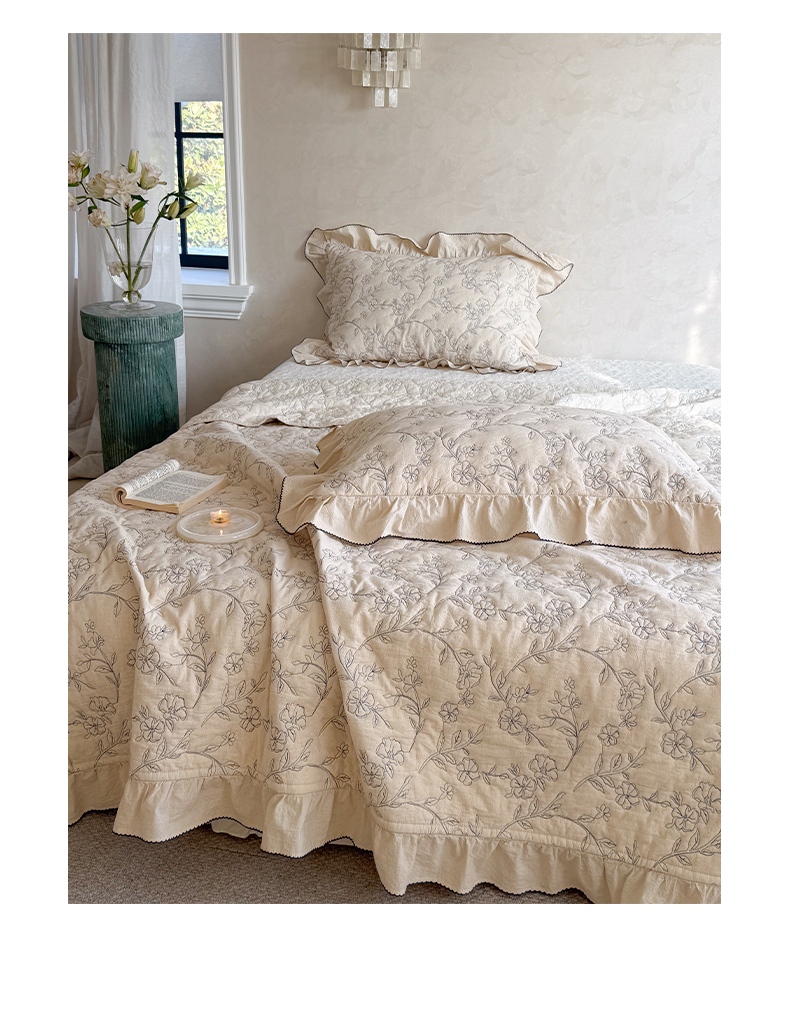 Cotton Linen Floral Quilted Bedspread Set, Ruffled Edge 3-Piece Coverlet Set with Scalloped Trim, Soft Breathable Bedding for Bedroom