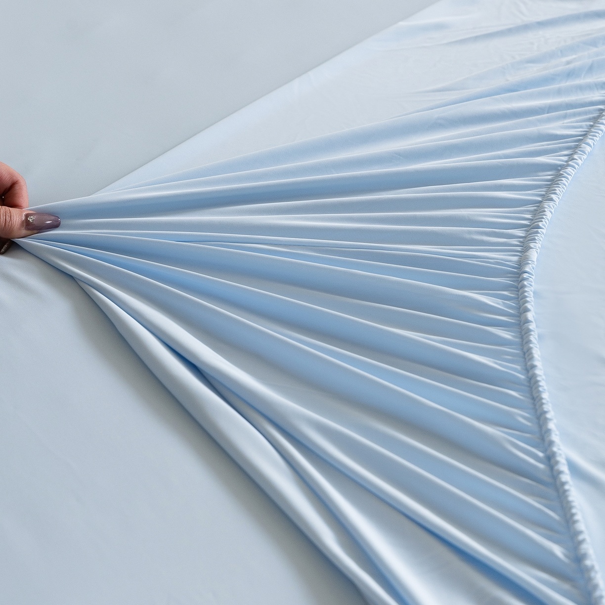 Solid Color Cooling Spandex Blend Summer Quilt Set, 4-Piece Breathable Comforter Set with Bamboo Fiber Filling and Ruffled Trim