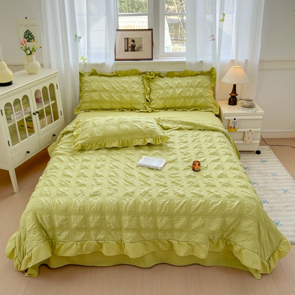 Korean Style Seersucker Summer Quilt, 3D Bubble Dot Reversible Cooling Comforter with Ruffled Edge, Soft Lightweight Quilt for Bed