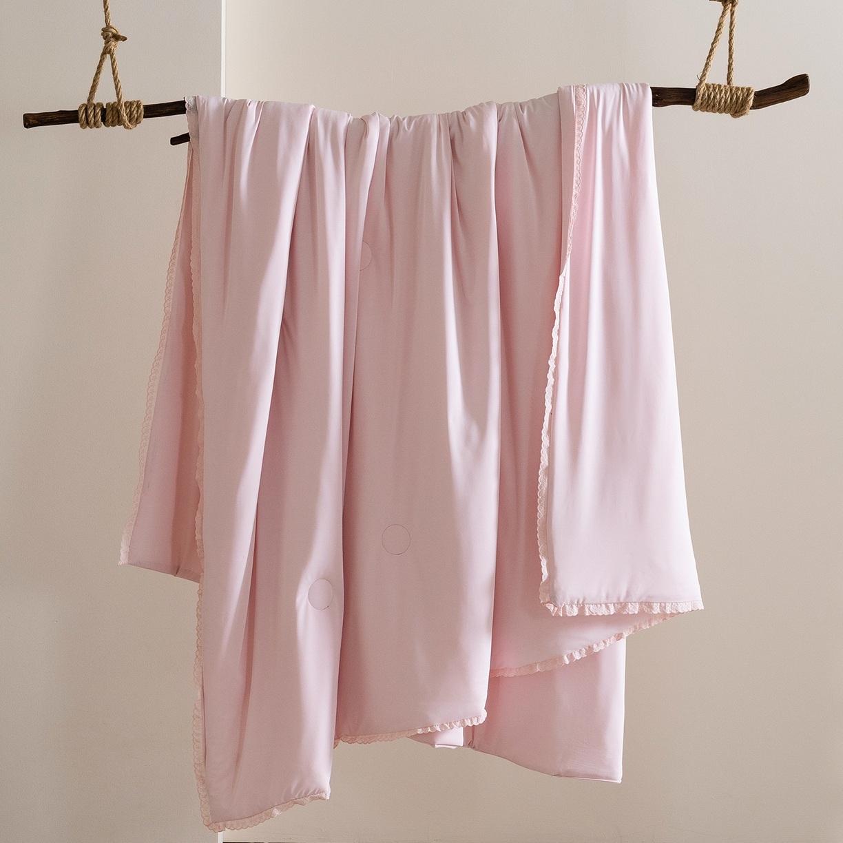 Solid Color Cooling Spandex Blend Summer Quilt Set, 4-Piece Breathable Comforter Set with Bamboo Fiber Filling and Ruffled Trim