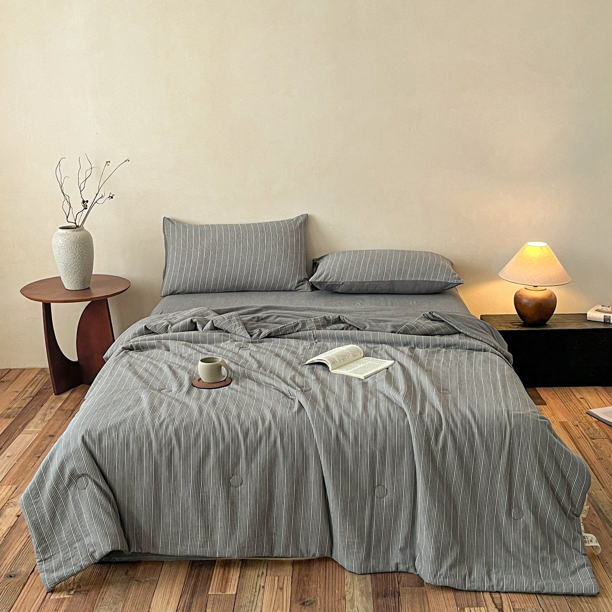 Pure Cotton Yarn-Dyed Washed Summer Quilt Set, 4-Piece Ultra-Soft Breathable Comforter Set with Antibacterial Fiber Filling