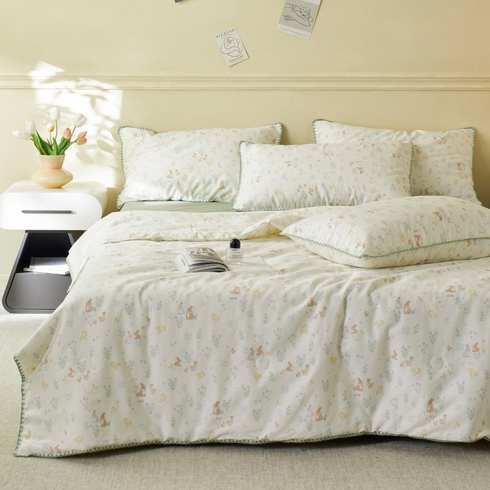 Cotton Shell Embroidery Summer Quilt Set, 4-Piece Lightweight Breathable Bedding Set with Scalloped Edge, Soft Quilted Comforter Set