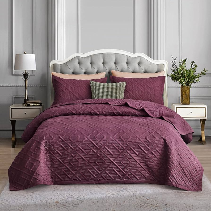 3-Piece Geometric Diamond Quilted Bedcover Set in Deep Plum with Textured Stitching and Shams