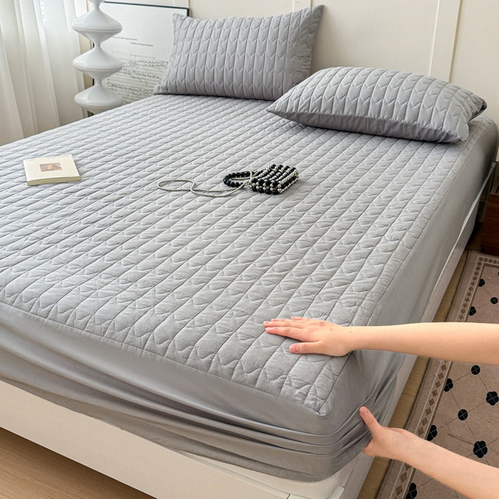 Pure Cotton Quilted Mattress Protector with M-Pattern, 3-Layer Breathable Fitted Mattress Cover with Non-Slip Base, Machine Washable