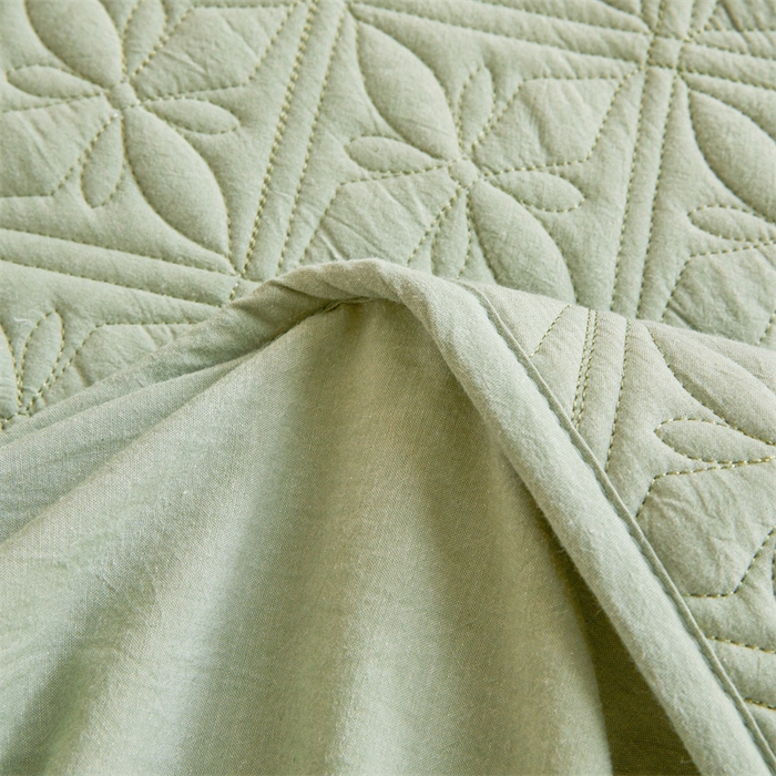 Washed Yarn-Dyed Cotton Quilted Mattress Protector with Deep Pocket & 360° Elastic Fit