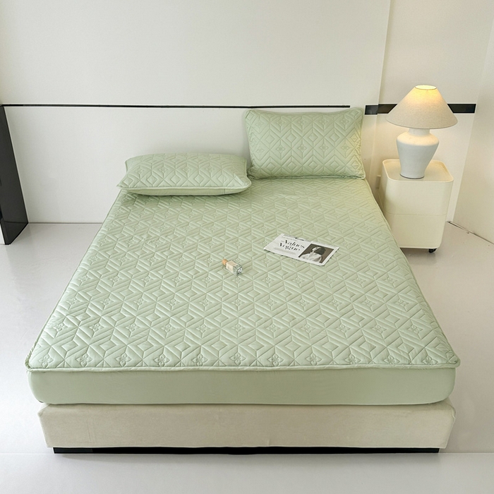 Lyocell Tencel Quilted Mattress Protector with 360° Elastic Fitted Skirt