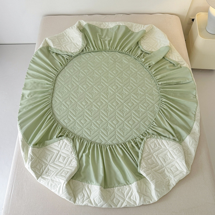 Lyocell Tencel Quilted Mattress Protector with 360° Elastic Fitted Skirt