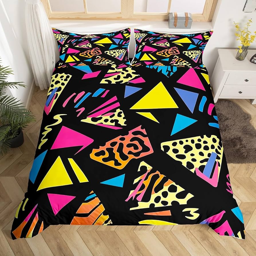 3-Piece Retro Abstract Geometric Quilted Bedcover Set with Bold Colors and Matching Shams