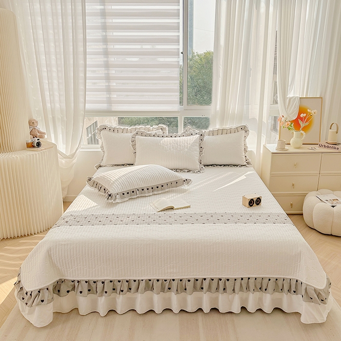 Pure Cotton Color-Block Quilted Bedspread Set (3-Piece) with Double Ruffle Trim