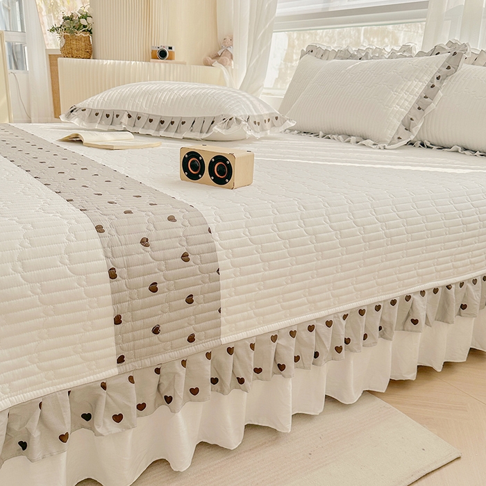 Pure Cotton Color-Block Quilted Bedspread Set (3-Piece) with Double Ruffle Trim
