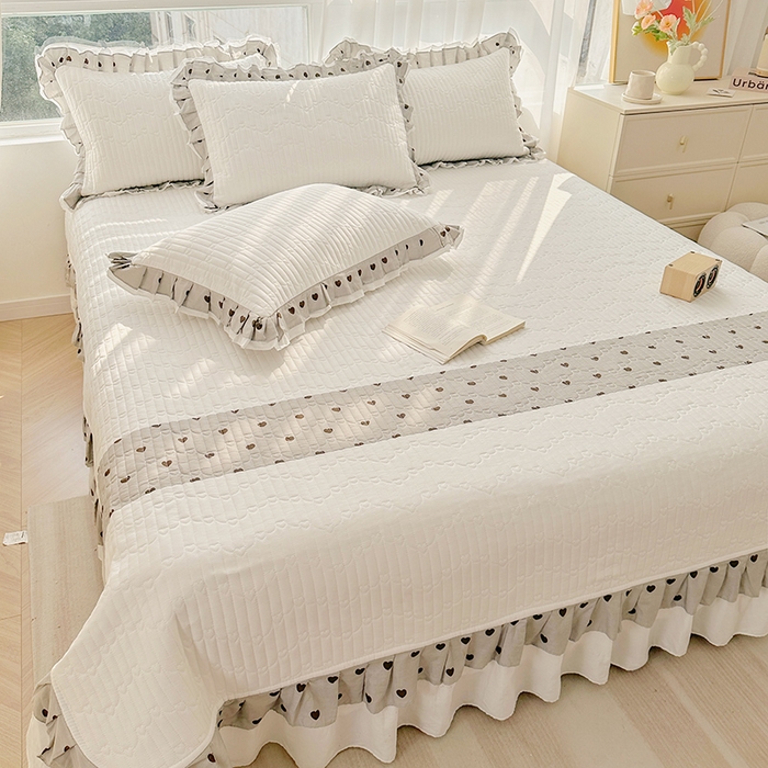 Pure Cotton Color-Block Quilted Bedspread Set (3-Piece) with Double Ruffle Trim