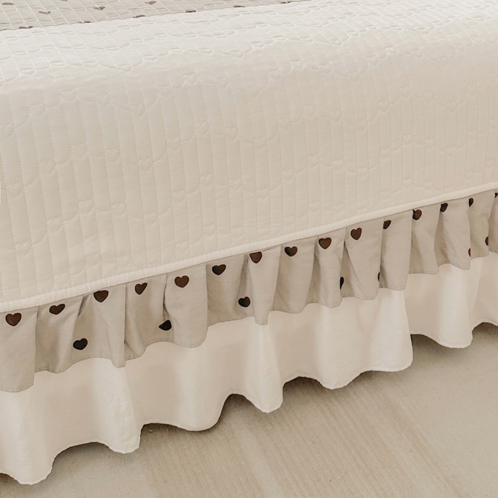 Pure Cotton Color-Block Quilted Bedspread Set (3-Piece) with Double Ruffle Trim