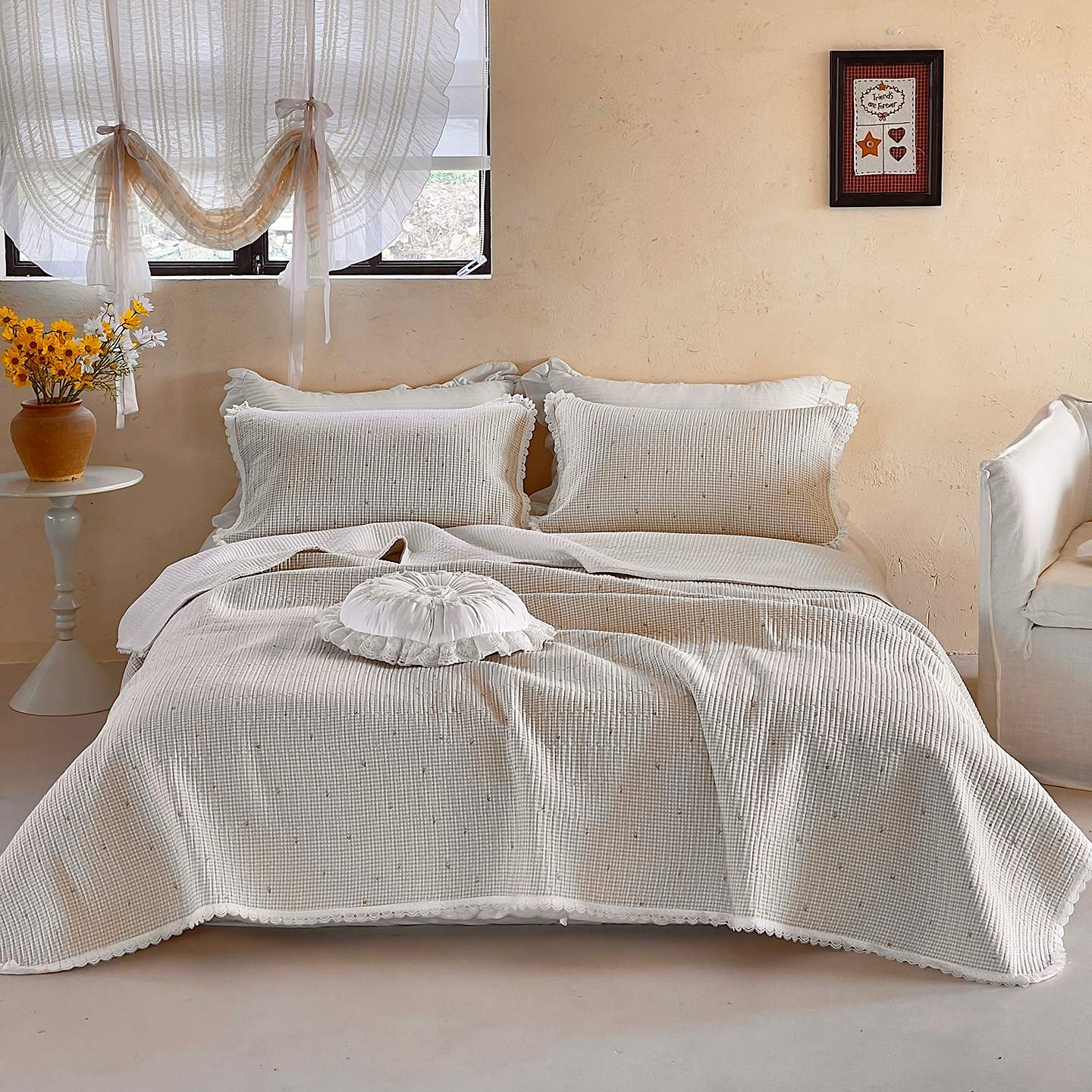 Pure Cotton Floral Bedspread Set (3-Piece) with Lace Trim