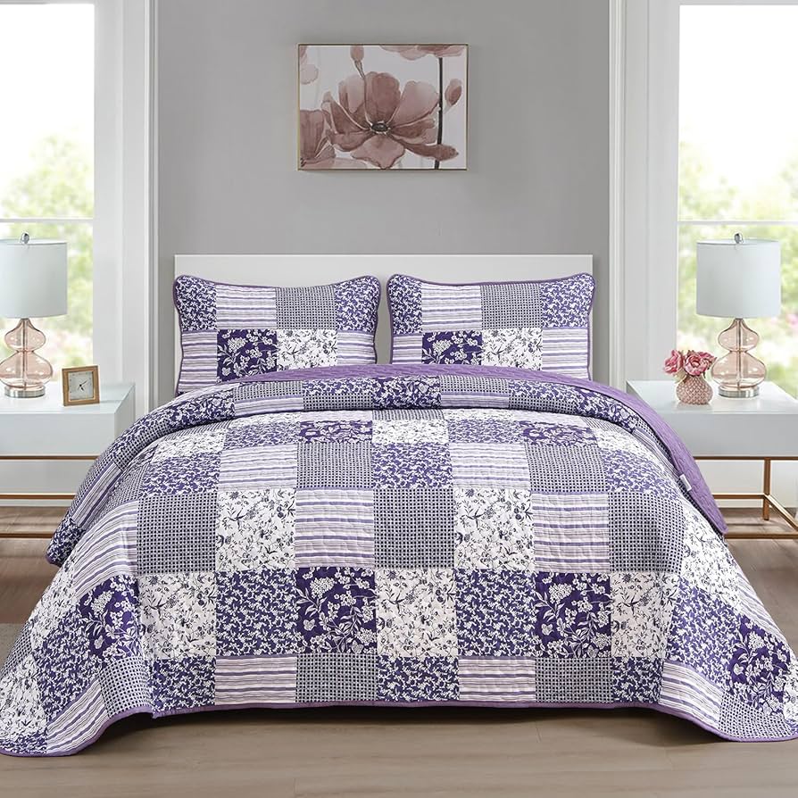 3-Piece Lilac Boho Stripe Quilted Bedcover Set with Floral Accents and Pillow Shams
