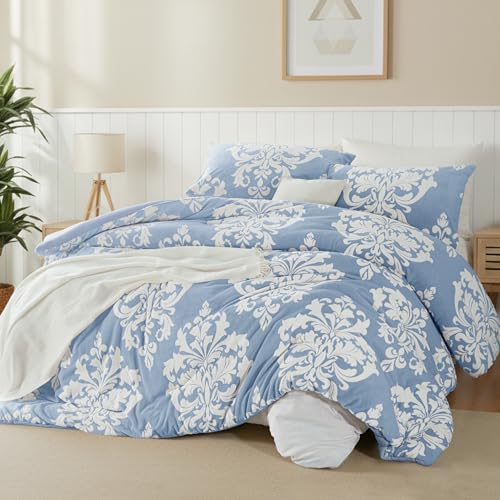 Burnout Printed Flannel Winter Comforter, Bohemian Plush Quilt with Ultra-Soft Microfiber Backing, Warm All-Season Bedding