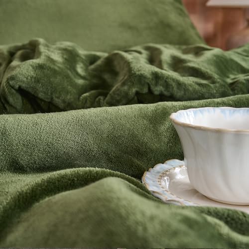 Forest Green Velvet Comforter Set – Ultra Soft Quilted 3-Piece Bedding Set